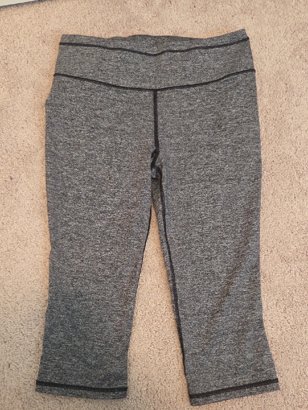Victoria's Secret Grey Capri Leggings